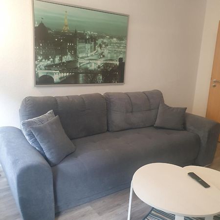 Kleine, Ruhige Wohnung In Gelsenkirchen Esterno foto